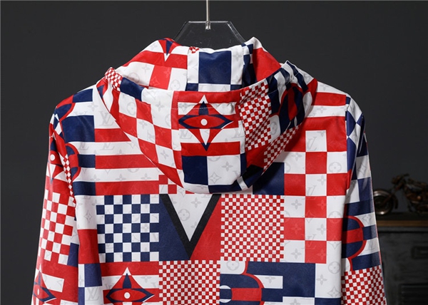 ブランドジャケット側面デザイン